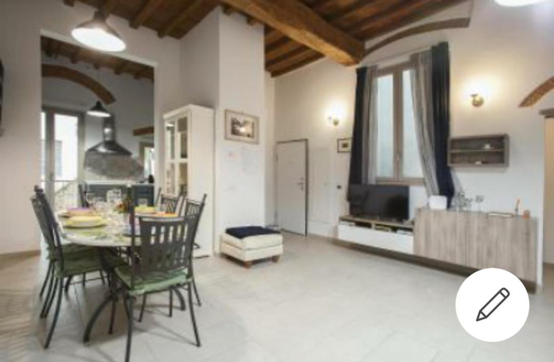 Lg House With Balcony Near Ponte Vecchio Apartman Firenze Kültér fotó