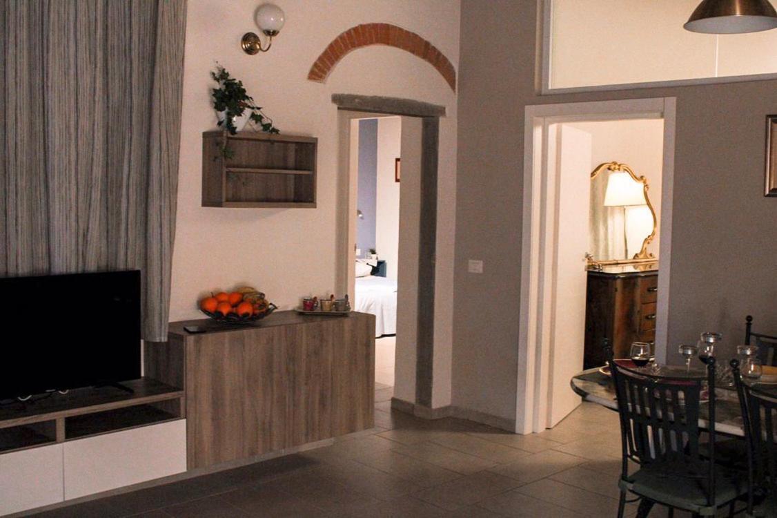 Lg House With Balcony Near Ponte Vecchio Apartman Firenze Kültér fotó